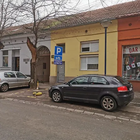 Azra Apartman